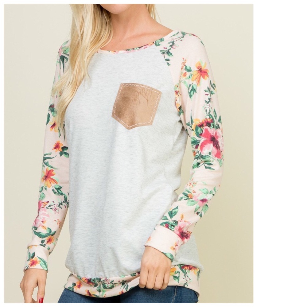 Plus French Terry Floral Print Suede Pocket Top! - Picture 1 of 15